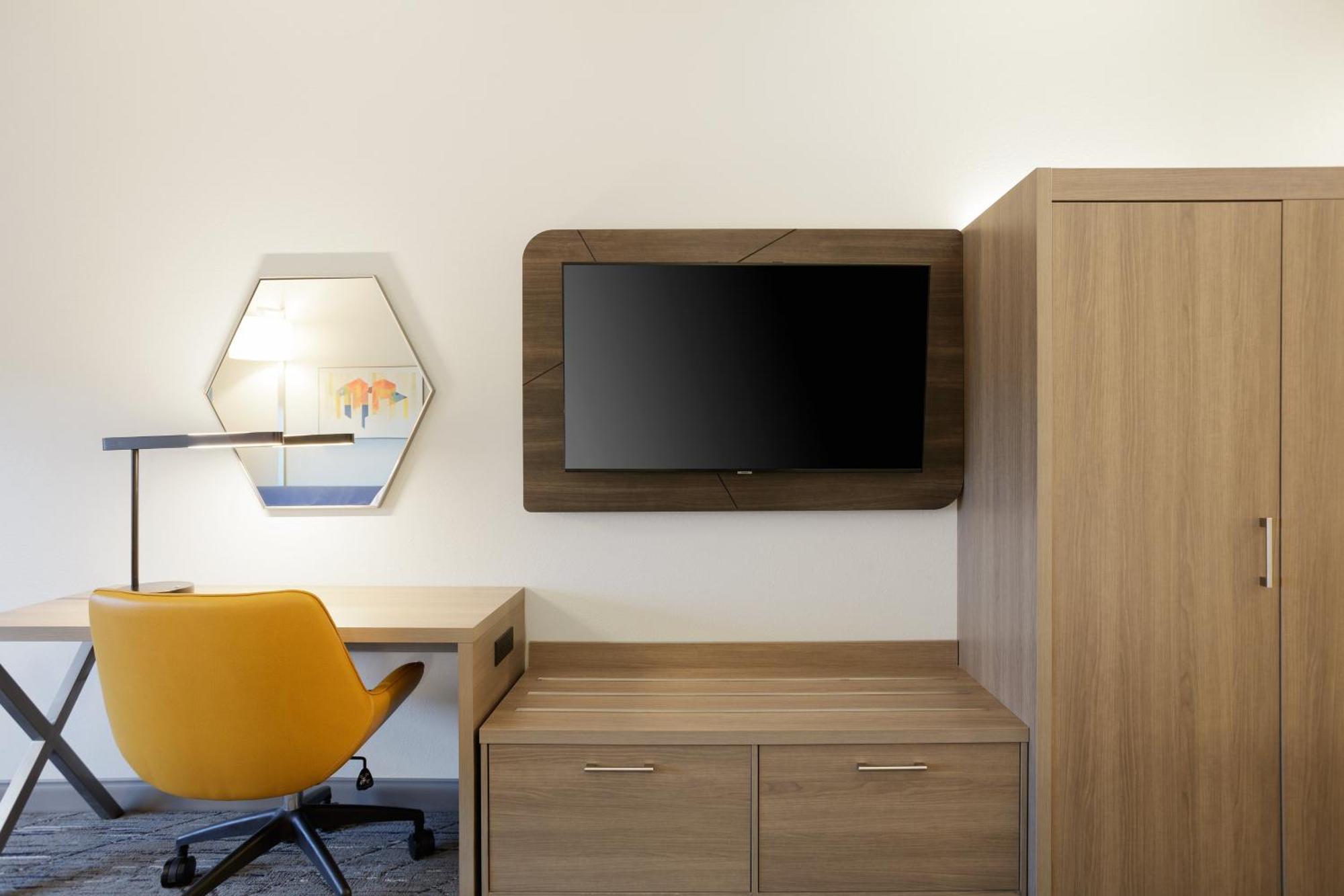 Holiday Inn Express & Suites Memphis East By Ihg Εξωτερικό φωτογραφία